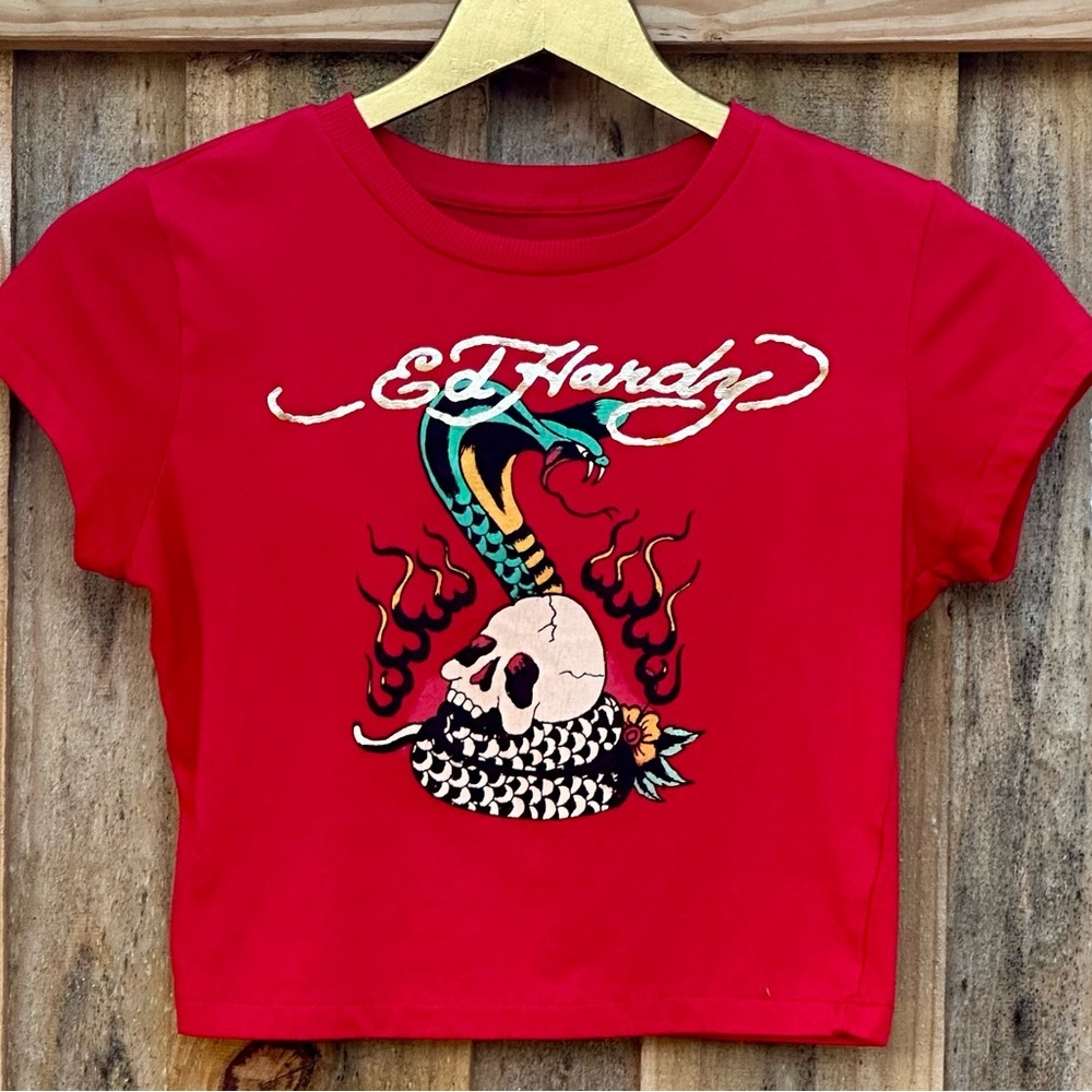 Ed Hardy Women's Red Baby Tee T-Shirt Cobra Skull Gold Letters Size Medium